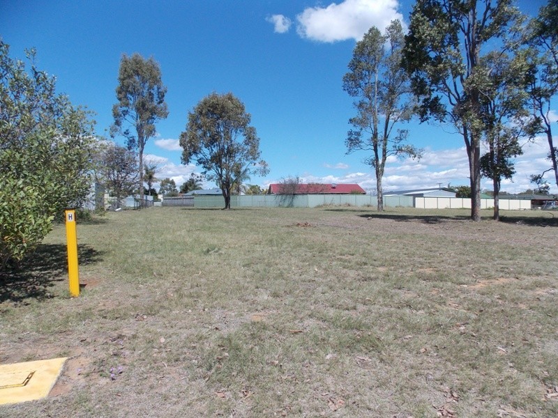 1 Hawthorne Street, Nanango QLD 4615