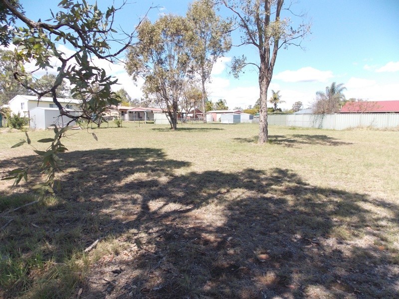 1 Hawthorne Street, Nanango QLD 4615