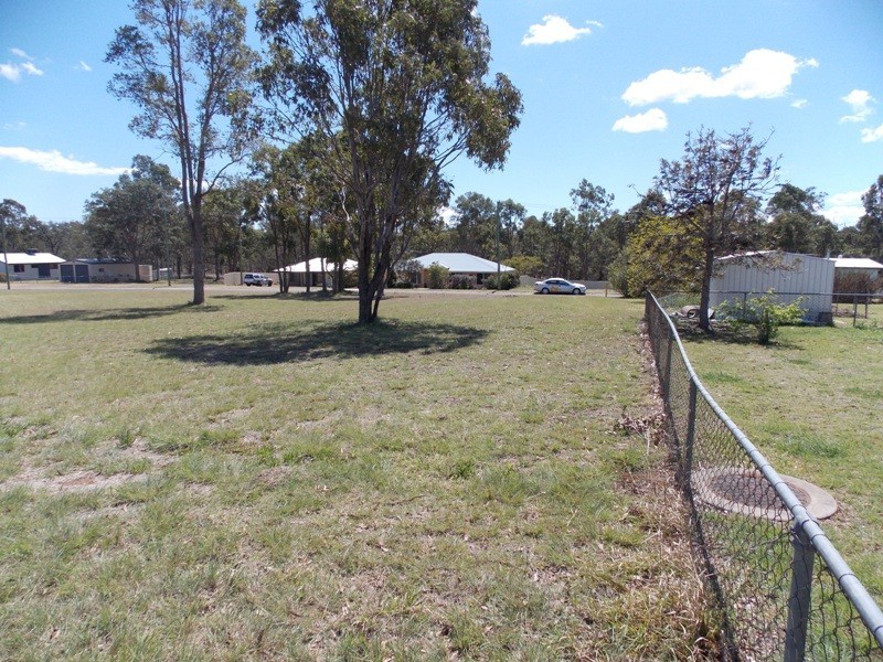 1 Hawthorne Street, Nanango QLD 4615