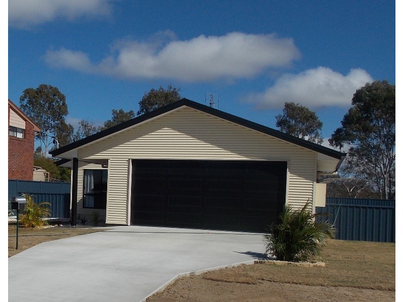 31 Cairns Street, Nanango QLD 4615