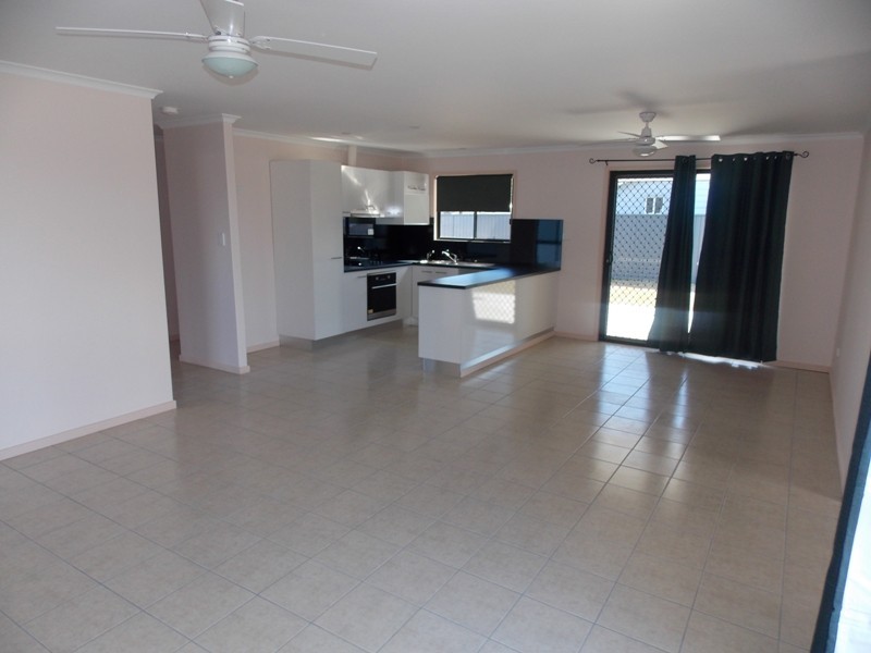 31 Cairns Street, Nanango QLD 4615