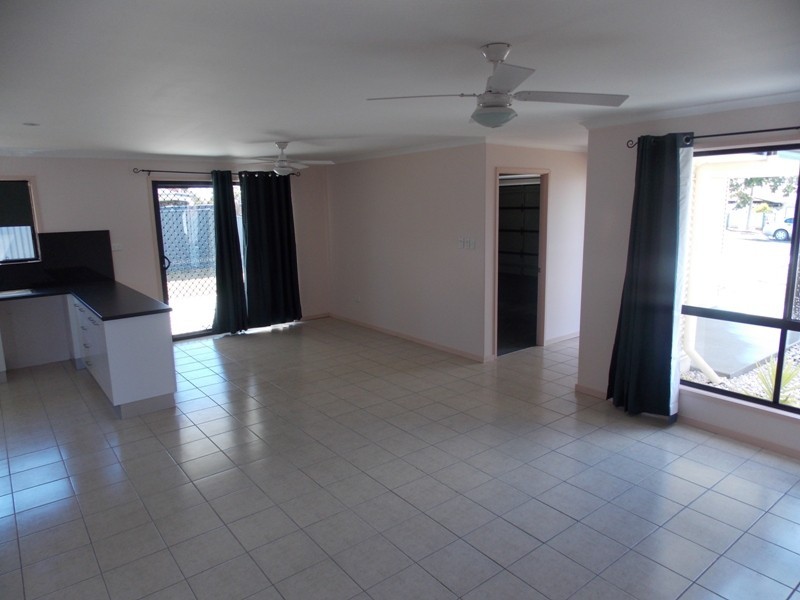 31 Cairns Street, Nanango QLD 4615