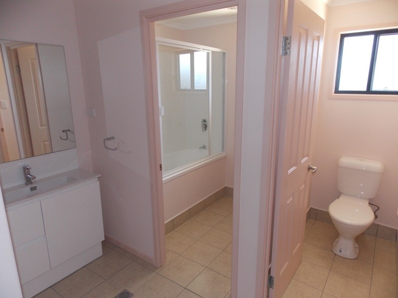 31 Cairns Street, Nanango QLD 4615