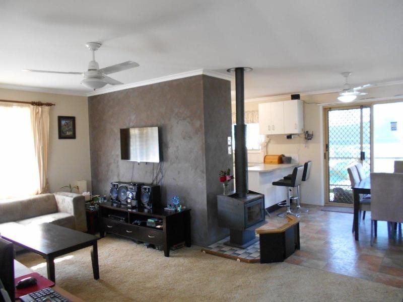 68 Appin Street, Nanango QLD 4615