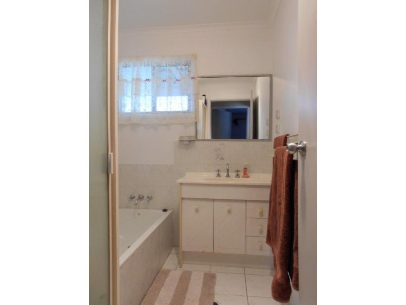 68 Appin Street, Nanango QLD 4615