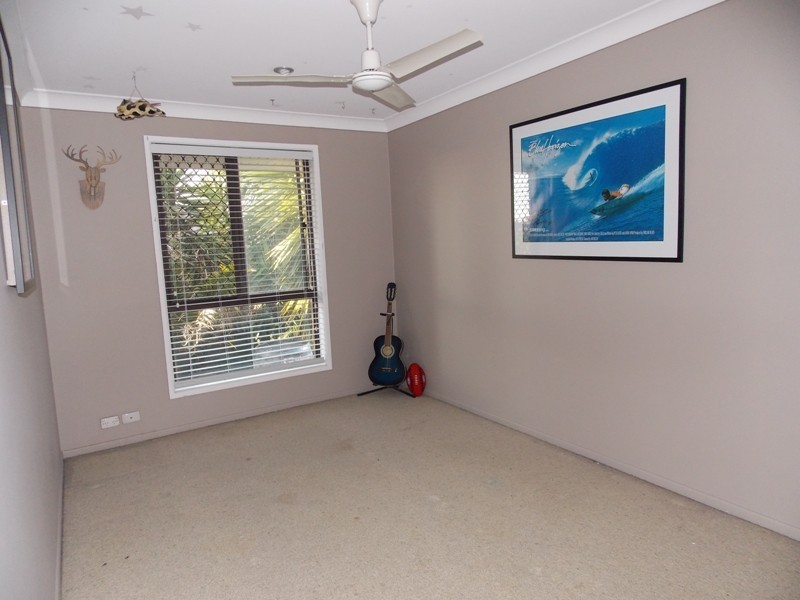26 Bunker Avenue, Nanango QLD 4615
