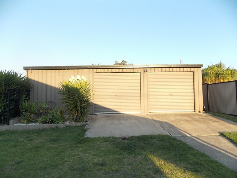 26 Bunker Avenue, Nanango QLD 4615
