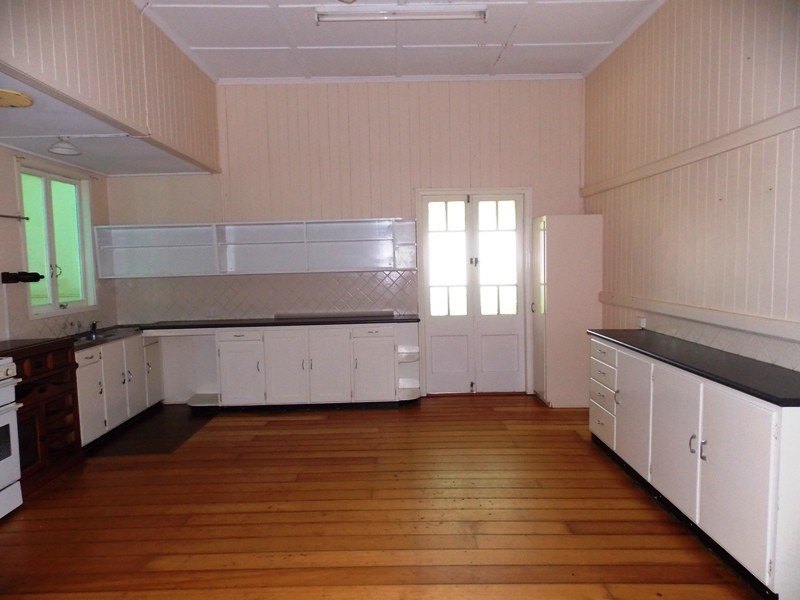 40 Elk Street, Nanango QLD 4615