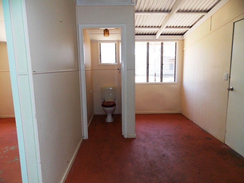 40 Elk Street, Nanango QLD 4615