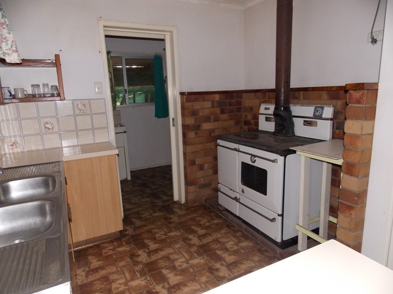 136 Old Esk North Road, Nanango QLD 4615