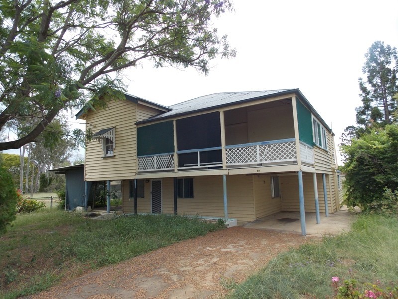 21 Brisbane Street, Nanango QLD 4615