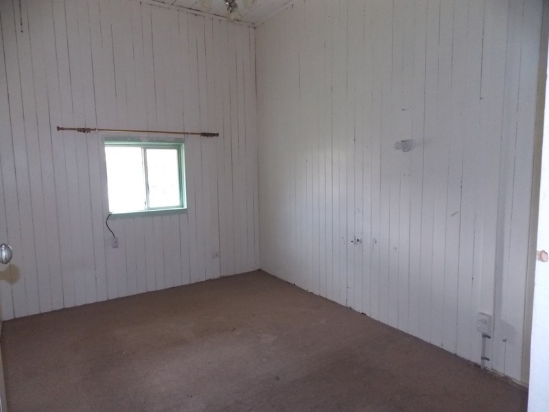 21 Brisbane Street, Nanango QLD 4615