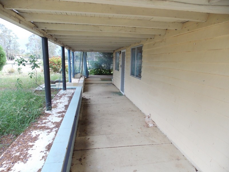 21 Brisbane Street, Nanango QLD 4615