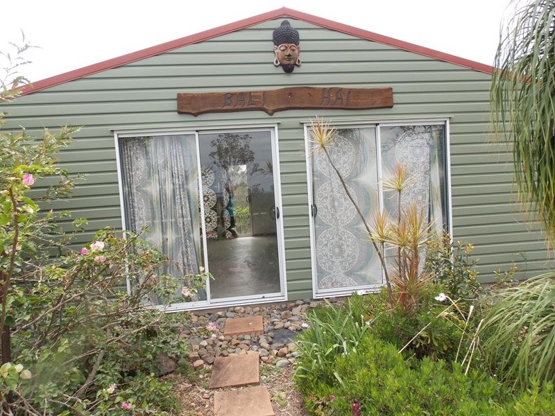 96 Hicken Way, Nanango QLD 4615