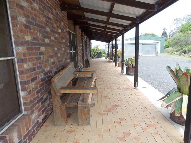 96 Hicken Way, Nanango QLD 4615