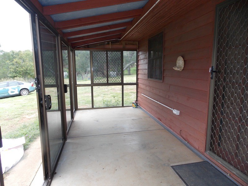 31 Lowry Road, Nanango QLD 4615