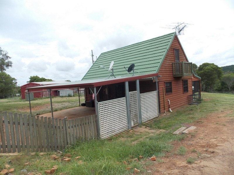 31 Lowry Road, Nanango QLD 4615