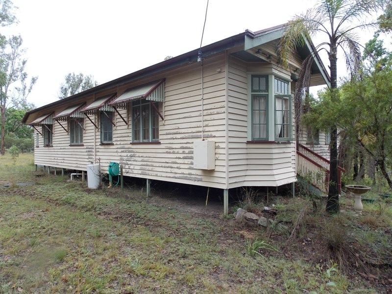 117 Carbeen Crescent, Nanango QLD 4615