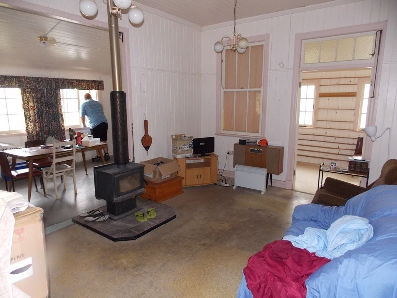 117 Carbeen Crescent, Nanango QLD 4615