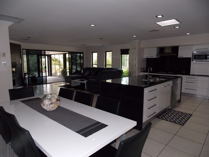 47 Tara Avenue, Nanango QLD 4615