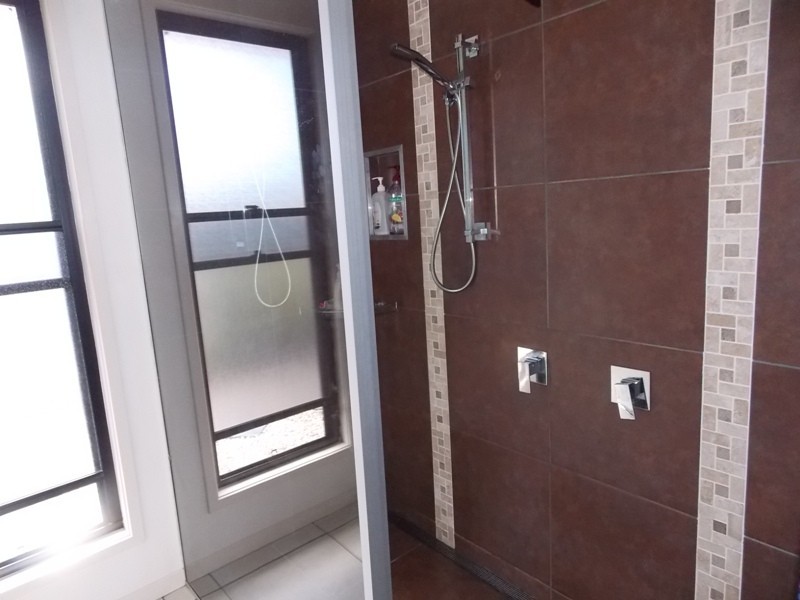 47 Tara Avenue, Nanango QLD 4615