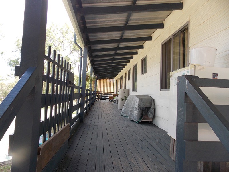 77 Carbeen Crescent, Nanango QLD 4615