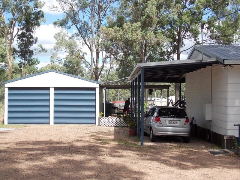 77 Carbeen Crescent, Nanango QLD 4615