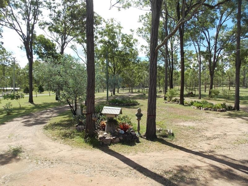 77 Carbeen Crescent, Nanango QLD 4615