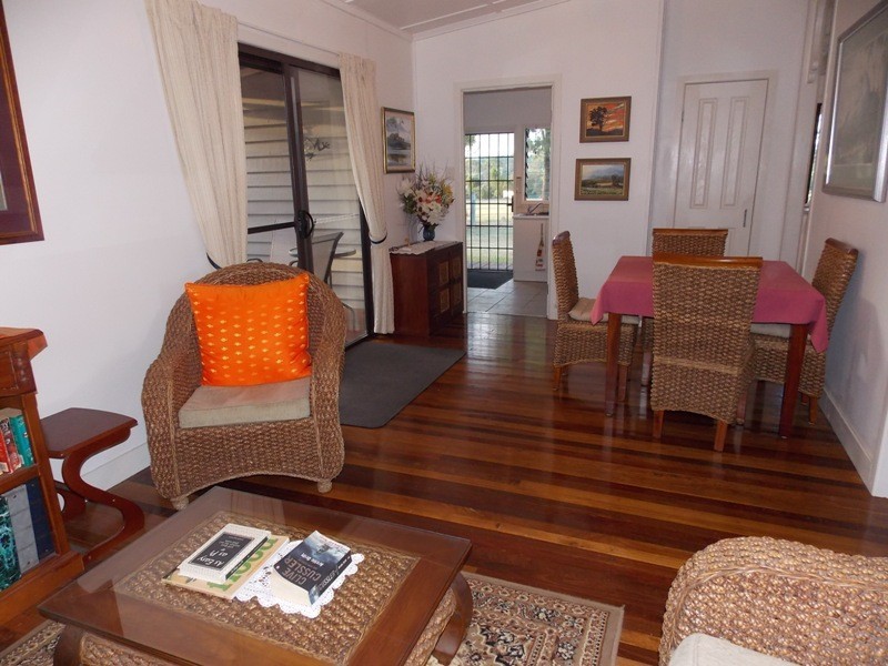71 Chester Street, Nanango QLD 4615