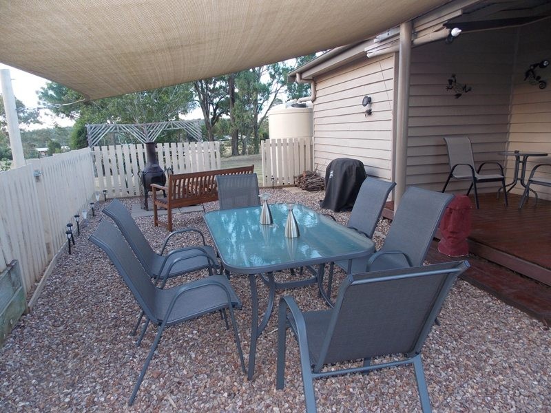 71 Chester Street, Nanango QLD 4615