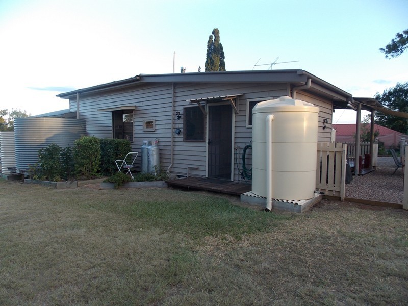 71 Chester Street, Nanango QLD 4615