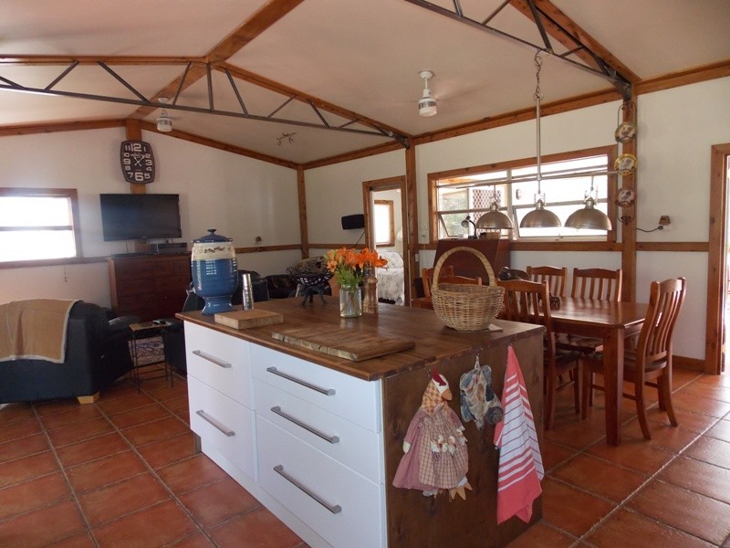 185 Old Yarraman Road, Nanango QLD 4615