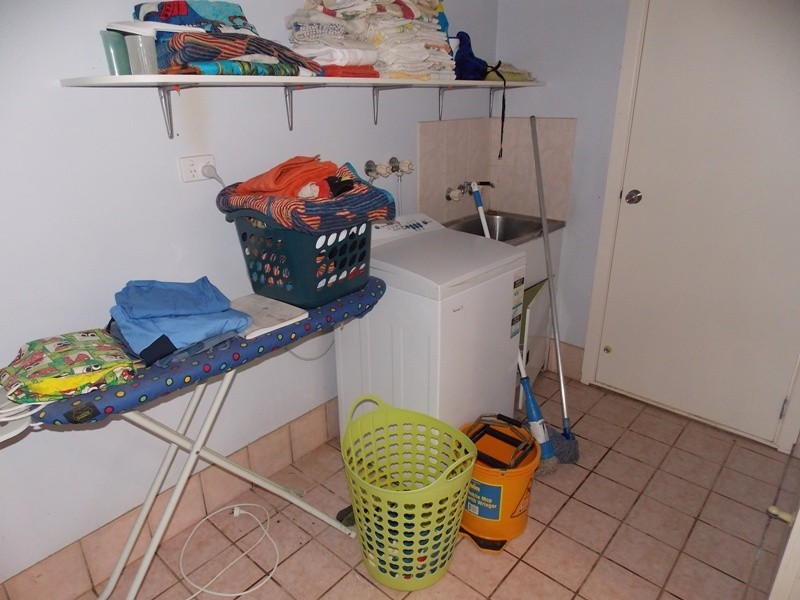 121 Old Rifle Range Rd, Nanango QLD 4615