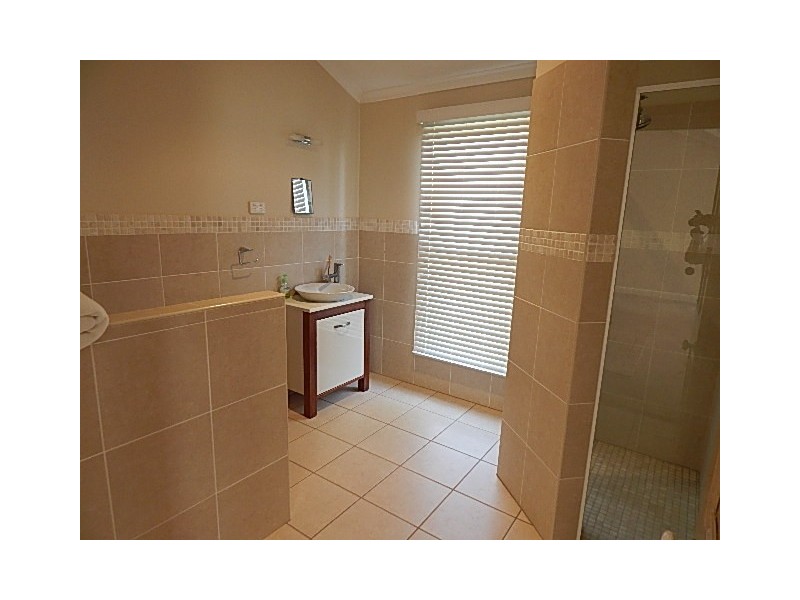 20 Margaret street, Blackbutt QLD 4306