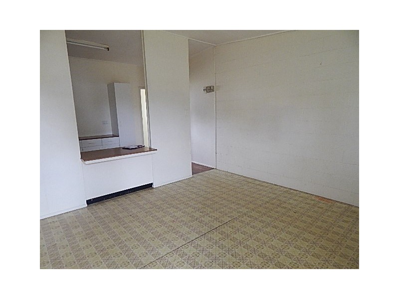 4/8 Alfred Street, Nanango QLD 4615