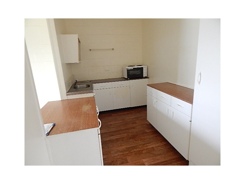 4/8 Alfred Street, Nanango QLD 4615
