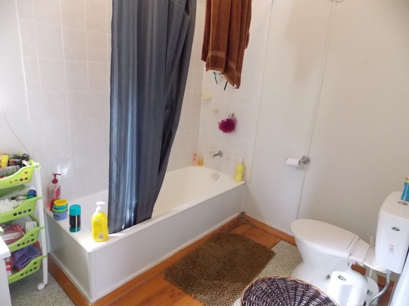 49 Tanduringie Drive, Nanango QLD 4615