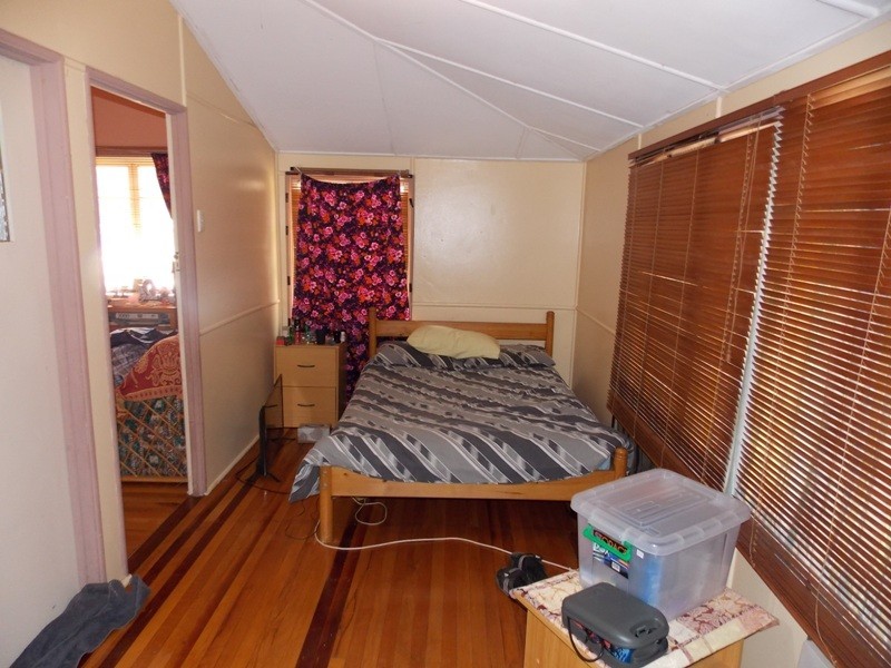 49 Tanduringie Drive, Nanango QLD 4615