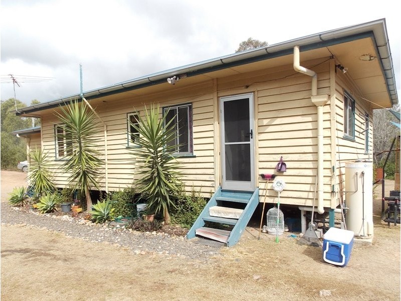 49 Tanduringie Drive, Nanango QLD 4615