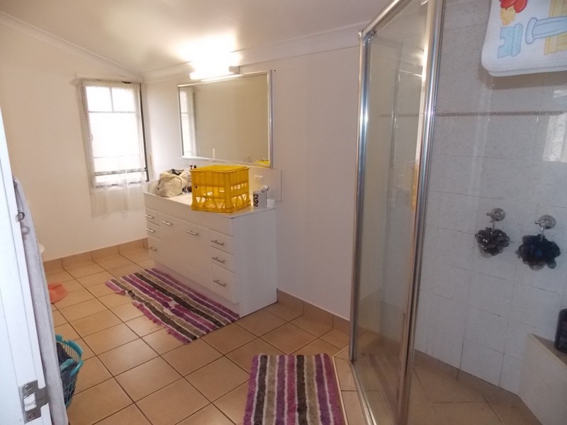 32 Parker Road, Ellesmere QLD 4610