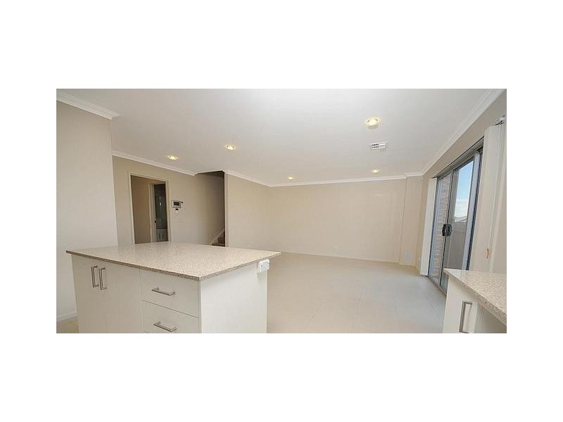 30 Neil Currie Crescent, Casey ACT 2913