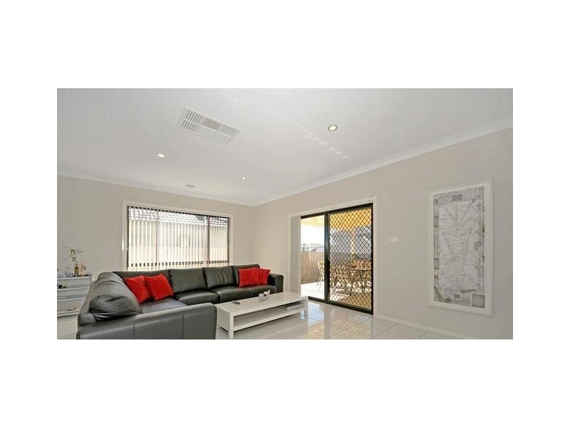 25 Charlotte Barton Street, Franklin ACT 2913