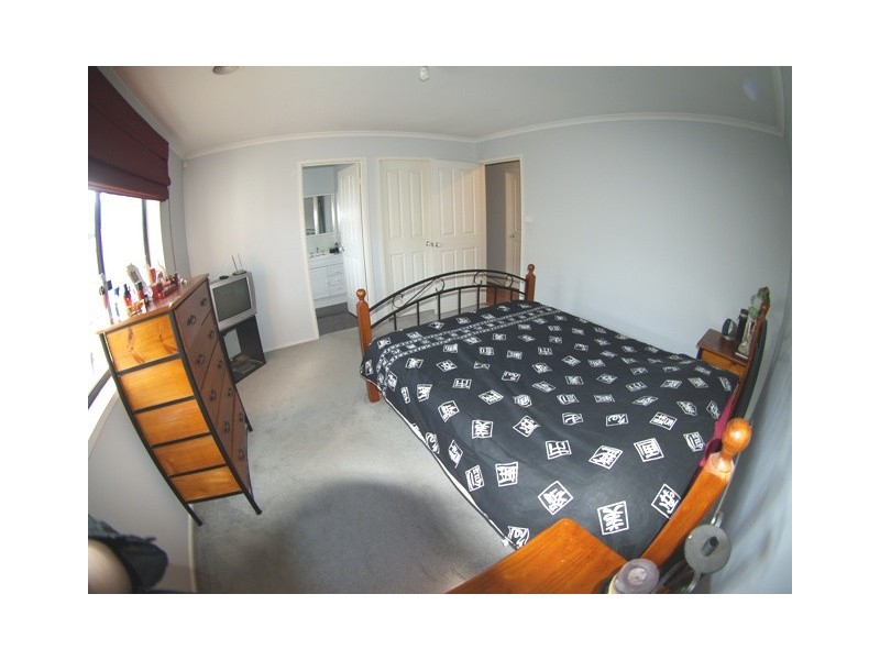 6 Bondfield Street, Gungahlin ACT 2912