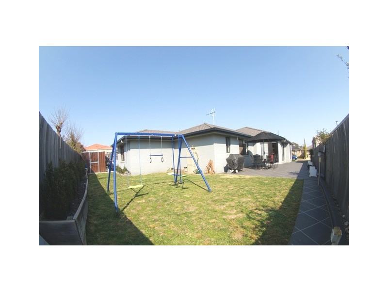 6 Bondfield Street, Gungahlin ACT 2912