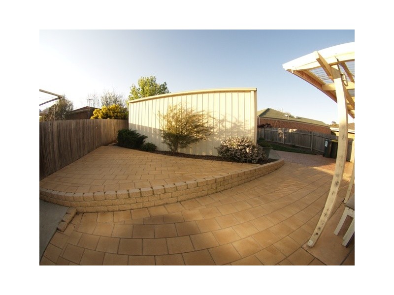 15 Lingiari Court, Ngunnawal ACT 2913