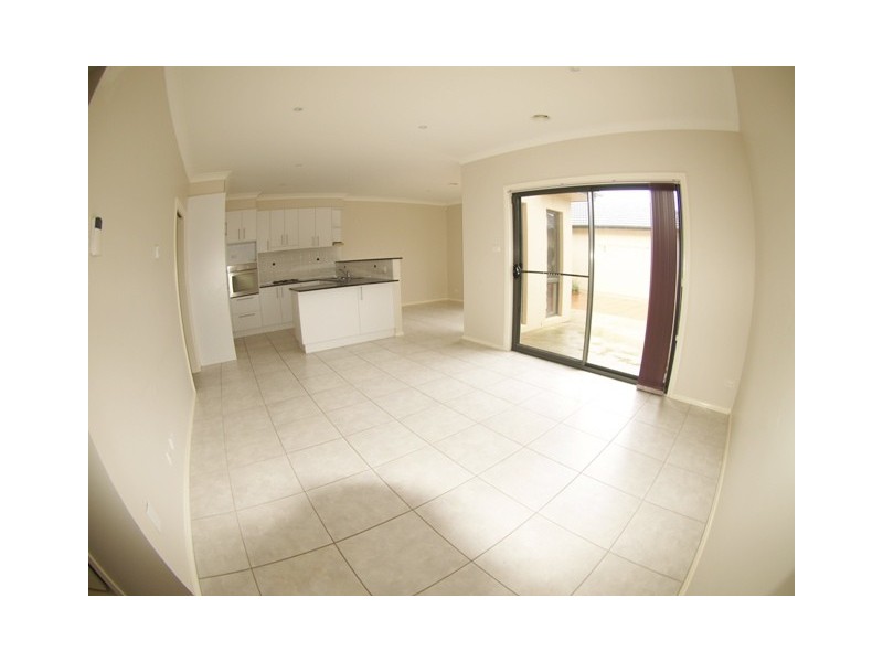 10 Wombeyan Street, Harrison ACT 2914