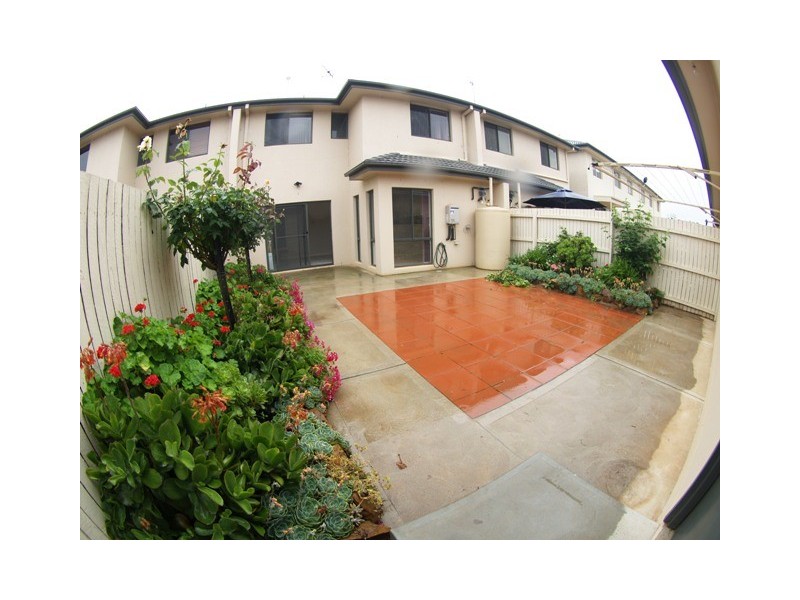 10 Wombeyan Street, Harrison ACT 2914