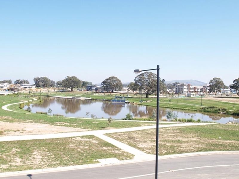 16 Alice Berry Street, Forde ACT 2914