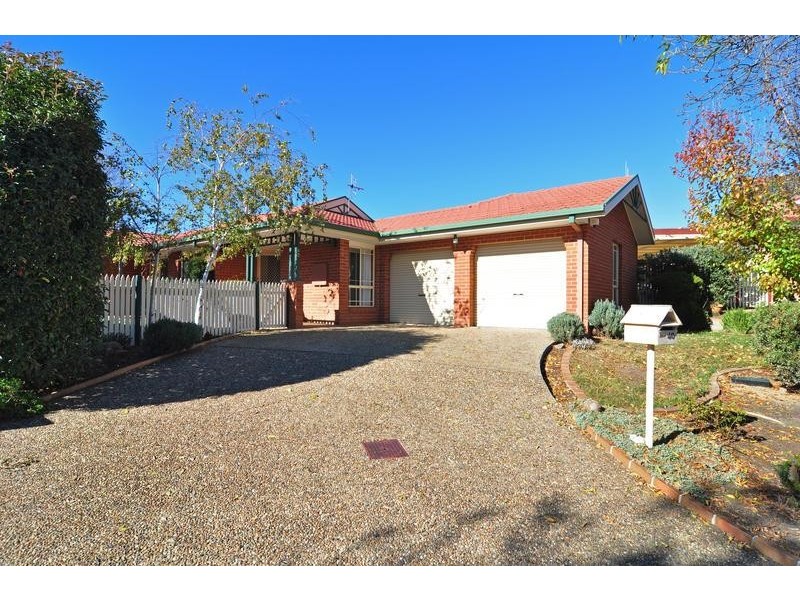 40 Corringle Close, Amaroo ACT 2914