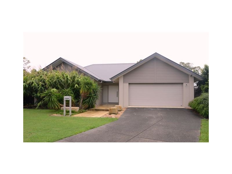 57 Torrens Cres, Wakerley QLD 4154